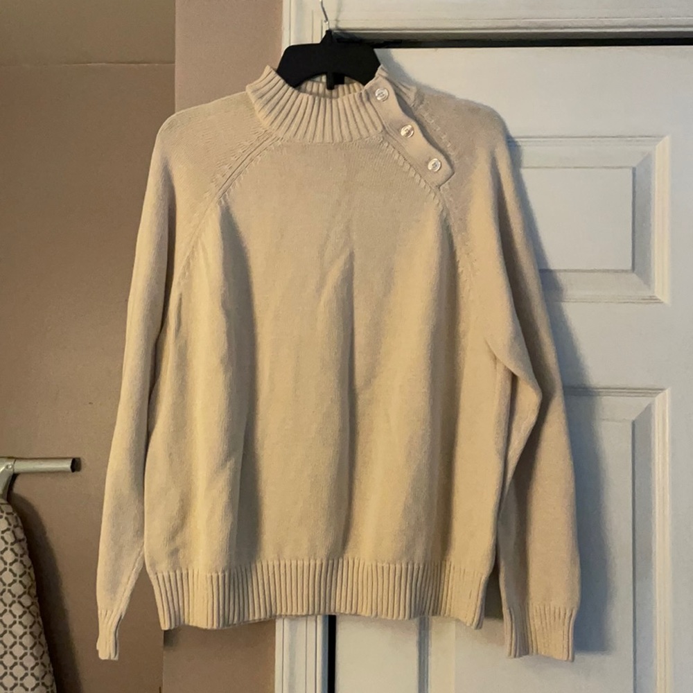 Cream Studio Works button accent Sweater large